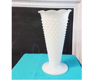 Vintage Milkglass Hobnail Vase, White Vase, Wedding Centerpiece, Wedding Vase, Bumpy White Glass Vase, Fenton, Collector Milk Glass