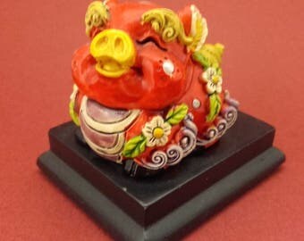 Ceramic Figurine Yellow China Red Pig Japan Vintage For Collection & Gift 414