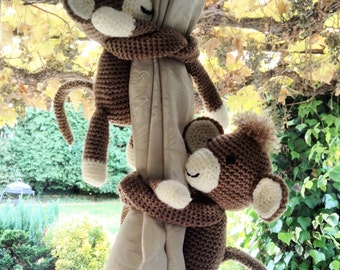 A pair of crochet Monkey curtains tie backs with longer arms, blackout curtains ties, nursery curtains, nursery decoration, curtains decor
