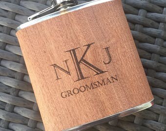 Groomsmen Flask. Flask. Wood Flask. Personalized Flask. Fathers Day Gift. Husband. Groomsman Gift. Mens. Dad. Boyfriend. Birthday.