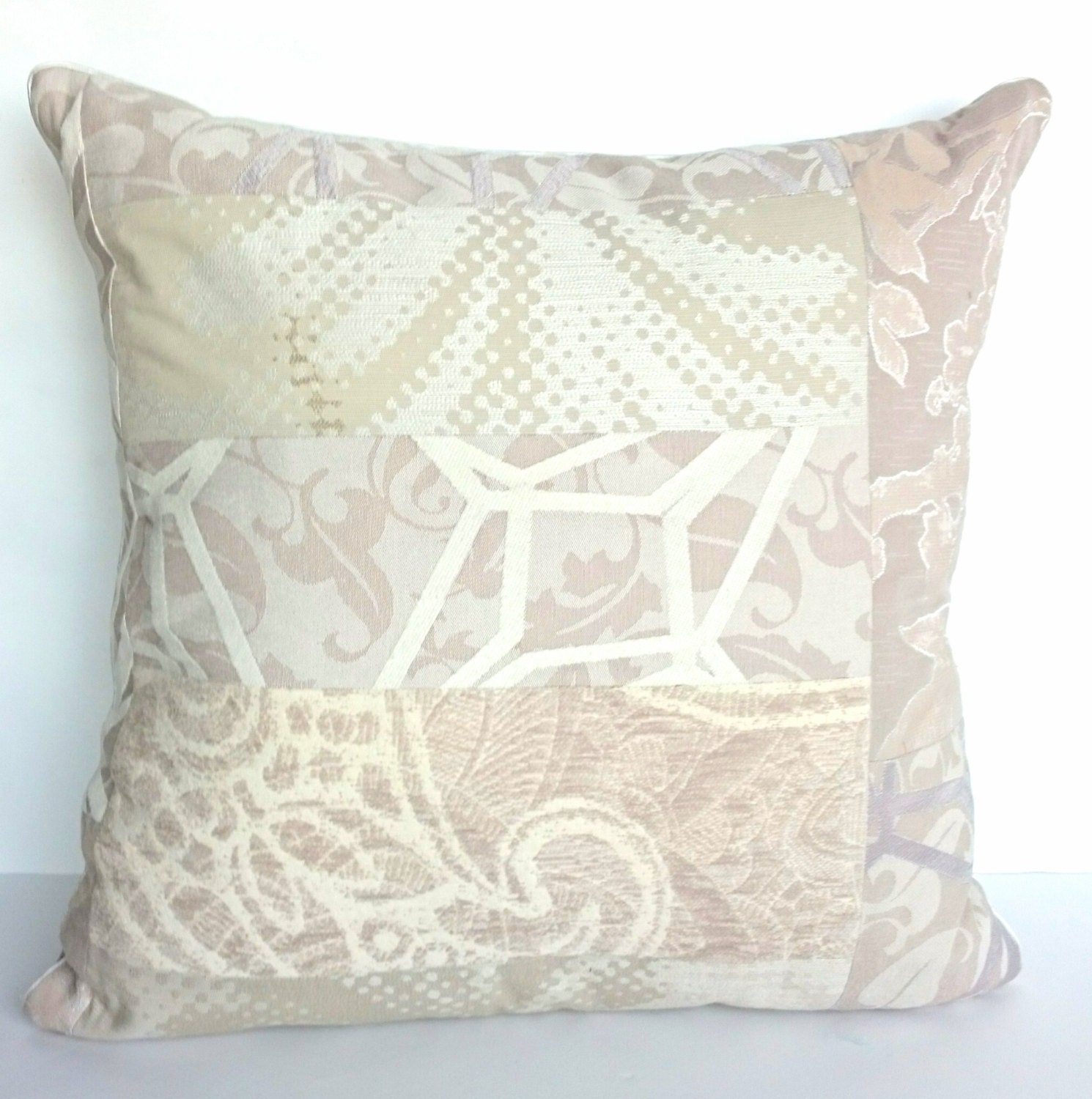 Elegant light lilac Cushion cover Light grey Light beige