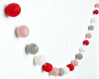 Felt Ball Garland, Valentines Pom Pom Garland, Valentines Felt Banner, Valentines Day Decor, Valentines Wall Hanging, Valentines Day Sign