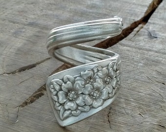 Antique Floral Bouquet Spoon Ring - Any Size