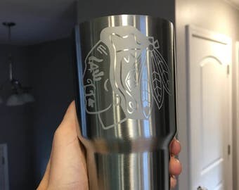30oz Chicago Blackhawks Engraved Stainless Steel Thermos Yeti Rambler RTIC Tumbler Ozark Trail Gift Personalized