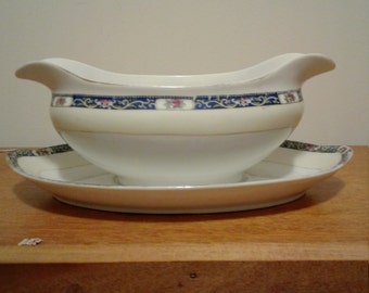 Vintage Gravy Boat and Saucer Made into one Piece.Made in Japan.