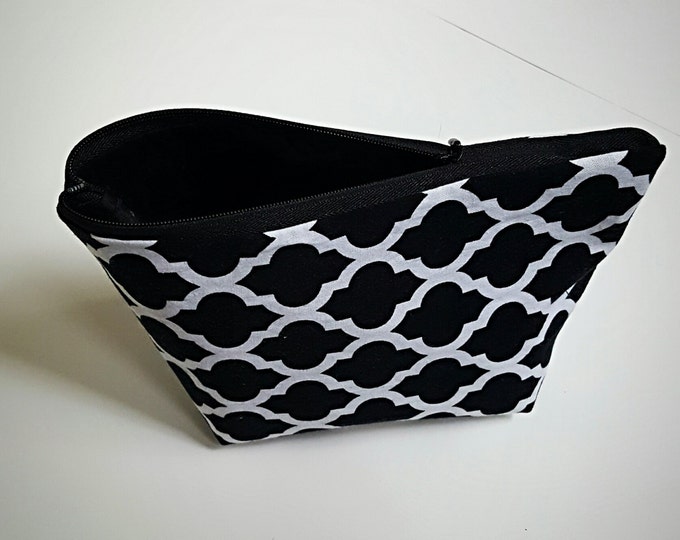 Black and White Checkered Makeup Bag - Black and White - Stand Alone Makeup Bag - Zipper Pouch