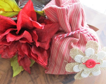 Broad ticking cotton Lavender bag - 100% dried Lavender, scented