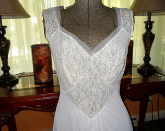 1950 Vintage Nylon Long Nightgown Vanity fair sz 36 Silky Vintage Lingerie