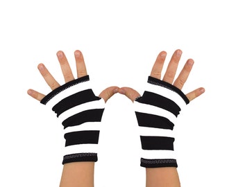 Toddler Arm Warmers in Bold Black and White Stripes - Cotton Fingerless Gloves