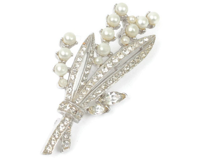 Simulated Pearl and Rhinestone Brooch Floral Design Silver Tone Vintage