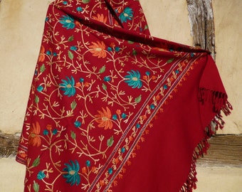 Gorgeous Red Embroidered Pashmina. 100% wool shawl/stole. 84 x 40". Kashmir. 214 x 102 cm
