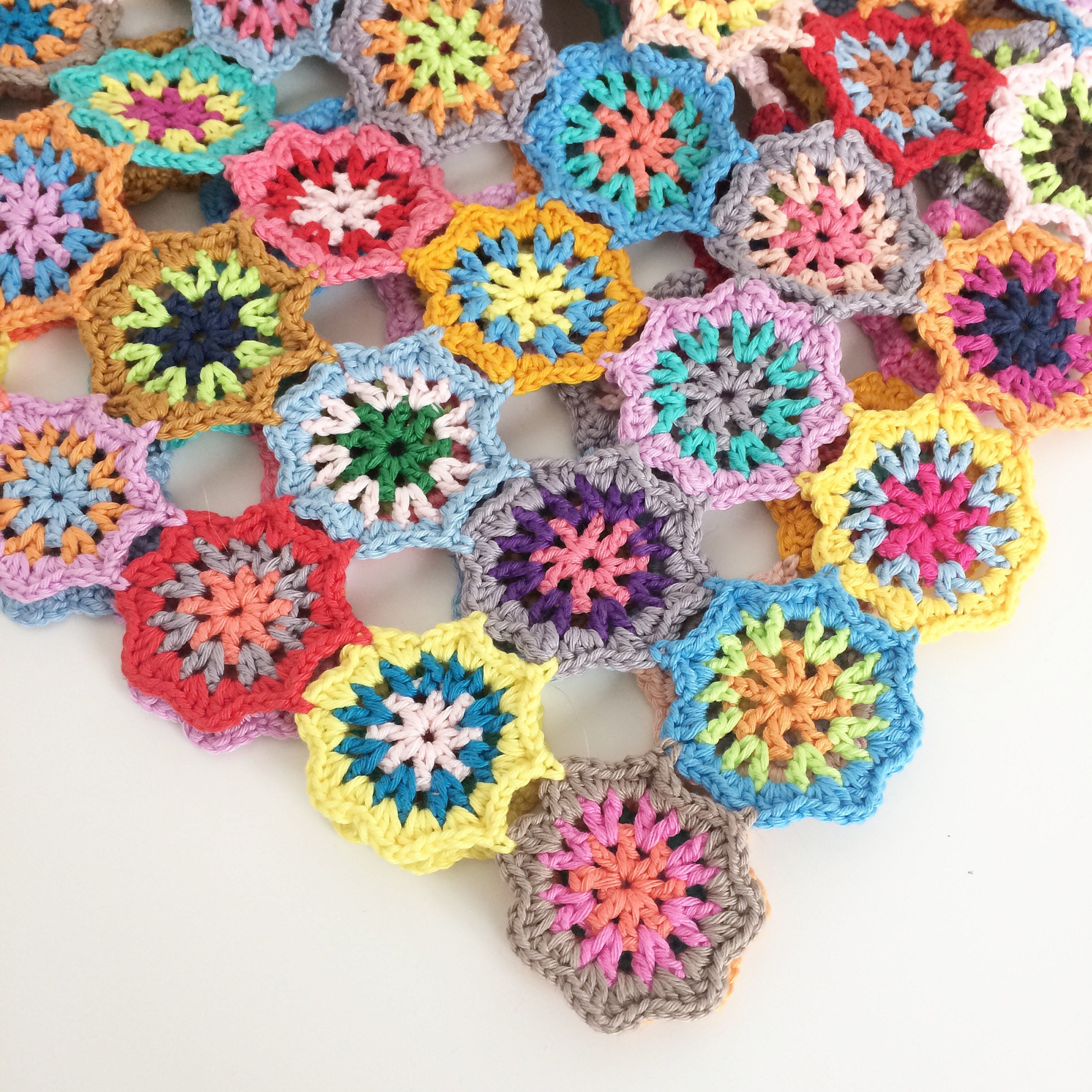 Crochet Flower Blanket Pattern