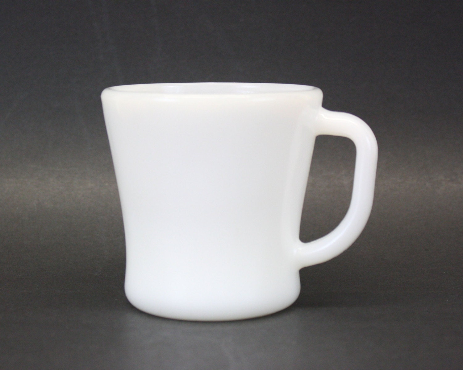 Vintage Federal Milk Glass Coffee Mug E5591