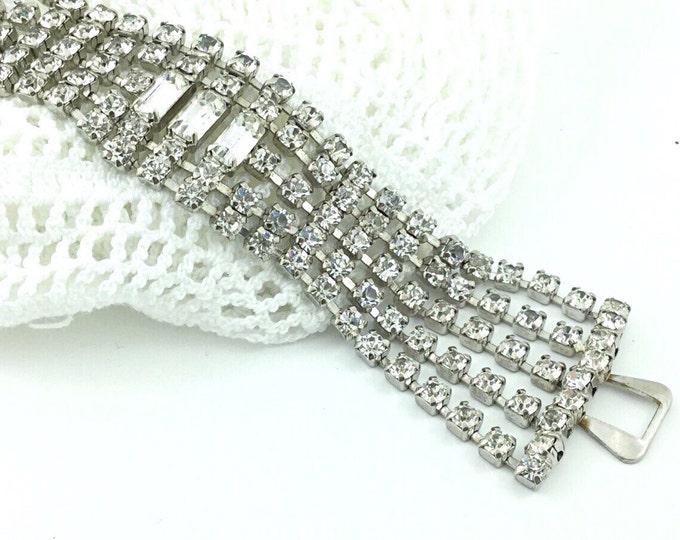 DAZZLING Vintage 5 Row Rhinestone Bracelet, Diamond like Rhinestones, Wide Sparkly Bracelet. Unsigned Weiss. Wedding bracelet. Baguettes.