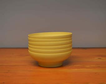 Vintage yellow Tupperware bowls set of six