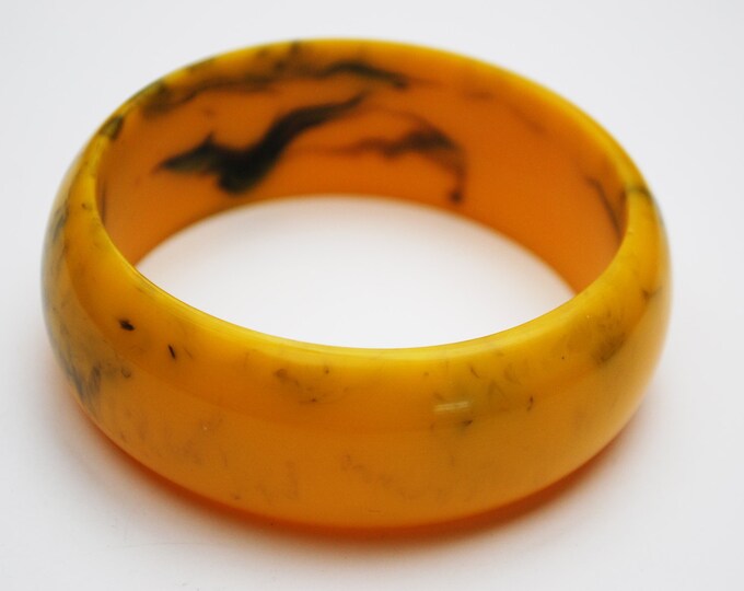 Vintage Bakelite Bangle - Marbled Black yellow Orange Mustard yellow bracelet