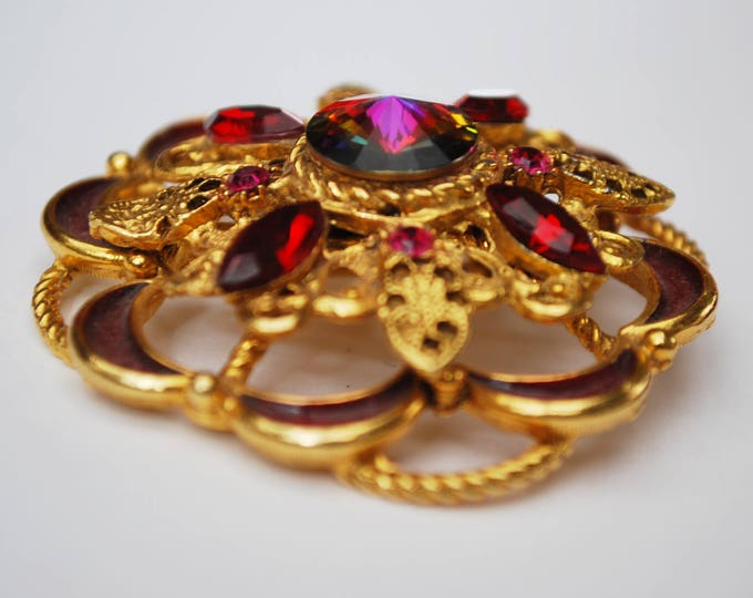 Red Rivoli Flower Brooch - Crystal rhinestone - Enamel - gold - Atomic pin