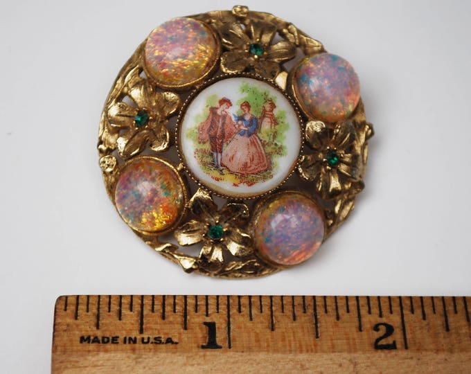 Limoge Fragonard Style Brooch - painted porcelain - Courting Couple Brooch - gold metal - green Rhinestone - Pink Art Glass