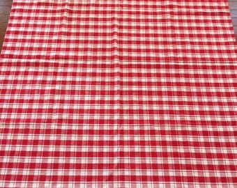 SALE! vintage retro red & white check picnic tablecloth napkins