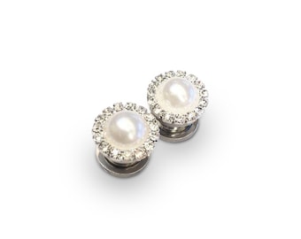 Diamanté Pearl Ear Plugs