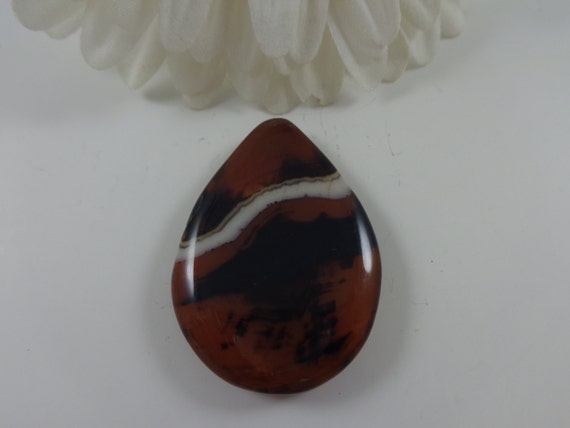 shades-of-brown-striped-agate