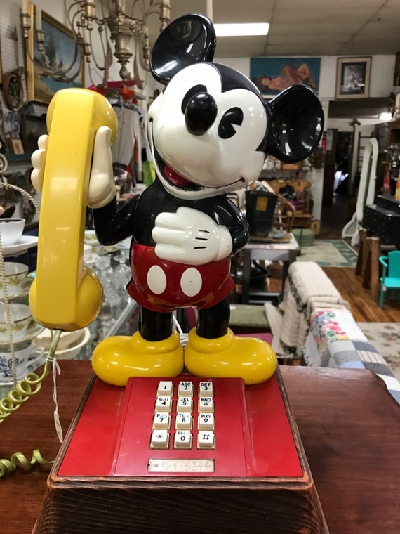 Mickey Mouse phone pushbutton