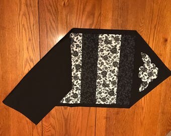 Black and White Flower Table Runner