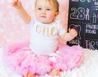 PINK PETTISKIRT with Bow, Pink Tutu, Newborn Pettiskirt, Baby Pettiskirt, Toddler Pettiskirt, Smash Cake, Birthday Outfit.