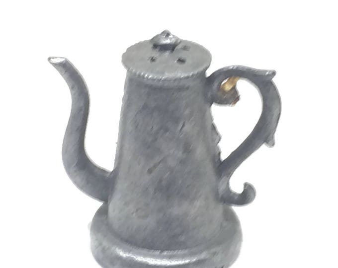 Dollhouse Miniature Tea Pot, Victorian Novelty Tea Pot, Dollhouse Serving, Die-Cast Collectible