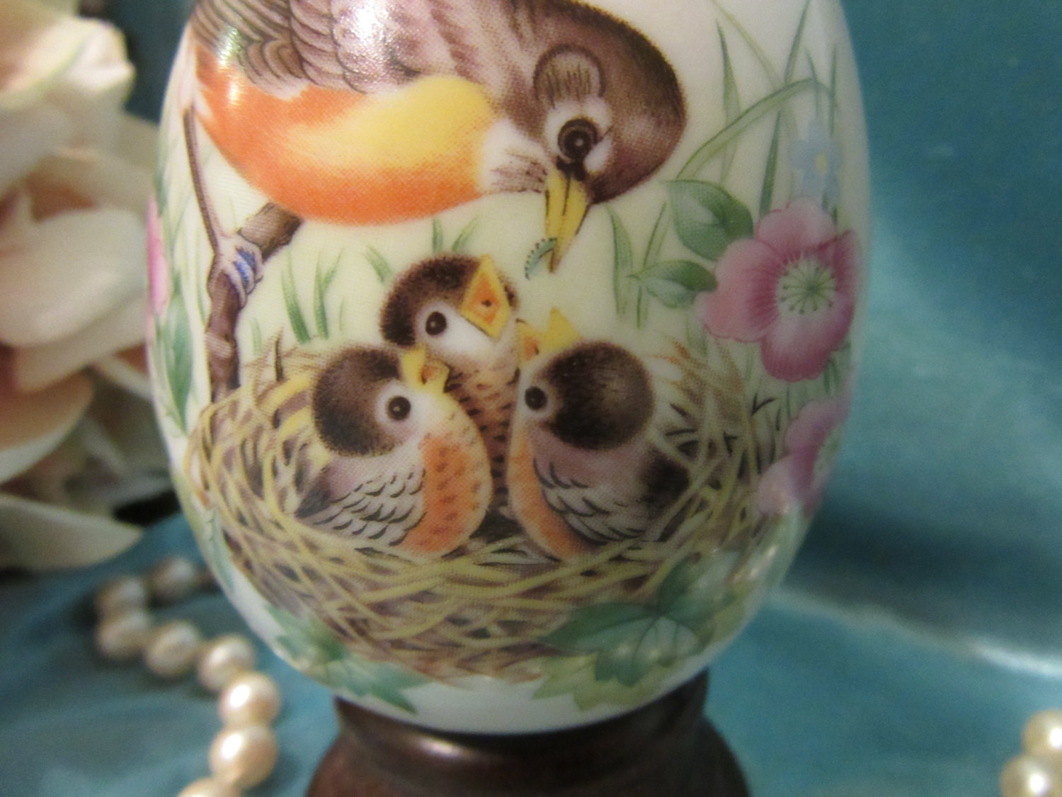 Egg Robin nest Spring Avon Ceramic Porcelain Pottery
