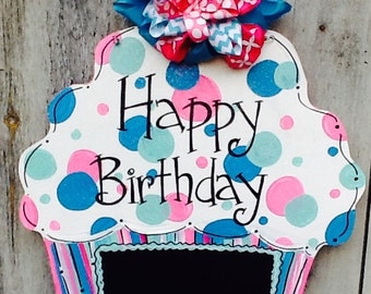 Birthday door hanger, birthday door sign, birthday countdown sign, happy birthday sign, cupcake sign, cupcake door sign, cupcake door hanger