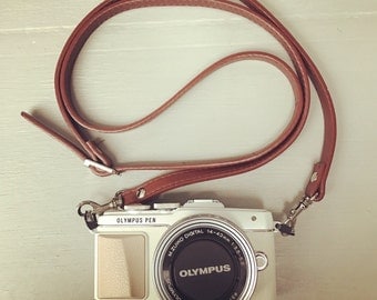 Olympus Pen leatherette strap suitable for cross body bag or camera strap perfect for crating making your own bag or to give a vintage look