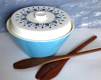 Mid Century Marcrest Swiss Alpine Casserole Vegetable Dish with Lid, MCM Stetson Marcrest Swiss Alpine Covered Casserole