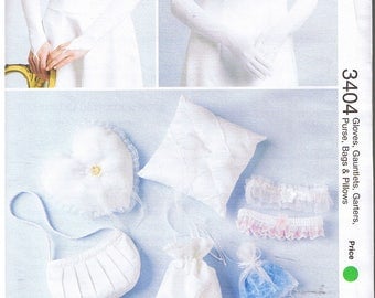 Hand Bag Purse Gloves Gauntlets Garters Ring Pillows Favor Gift Money Bags Womens Wedding Bridal Accessories Kwik Sew 3404 Sewing Pattern