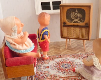 Vintage / / TV / / TV / / wood / / Dollhouse / / about 1950
