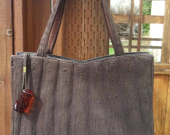 Vintage 1940's Brown Corde Handbag with Lucite Pull