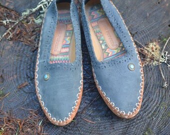 Vintage Hush Puppies Leather Flats- size 7