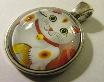 Silver Tone Glass Dome Cabochon Charm-Pendant of Lucky Money Cat Maneki Neko, 1"