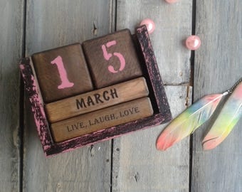 Perpetual wooden block calendar, desk calendar, pink flamingo calendar, pinewood calendar, inspiring quotes,tropical calendar, bird calendar