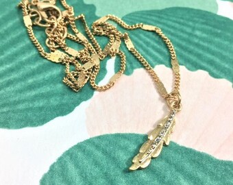 Gold feather zircon pendant necklace
