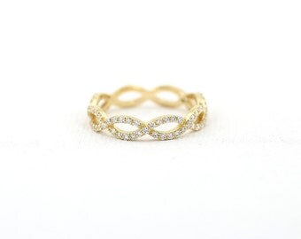 Infinity Ring/ Diamond Infinity Ring/ Micro Pave Infinity Twist Ring in 14k Gold with White Diamonds/ Infinity Wedding Band