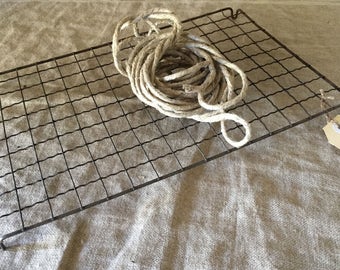 Amazing large size oblong VINTAGE crinkly wire cake cooling rack. Vintage kitchen / display.