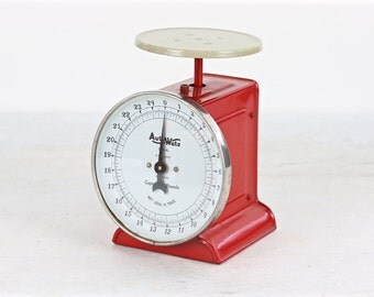 Vintage Kitchen Scale, Red Scale, Red Kitchen Scale, Old Scale, Vintage Scale, Vintage Red Scale, Rustic Decor, Farmhouse Decor