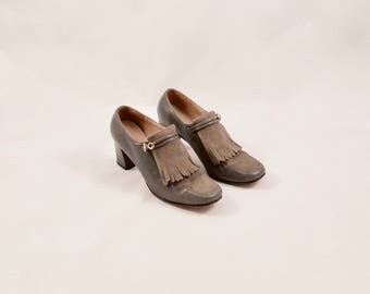 head in the clouds vintage 60s GREY leather KILTIE fringe pumps / 6.5 - 37 / gray heel / square toe / pilgrim shoes / tassel fringe loafer