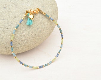 Seed beads bracelet, Miyuki bracelet, Minimalist jewelry, Golden bracelet, Ombre bracelet, Dainty bracelet, Gift for her, Tassel bracelet