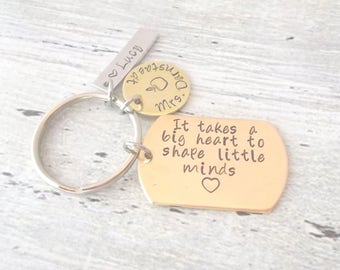 Personalized Teacher Keychain, Teacher Gift, It Takes a Big Heart To Shape Little Minds, Principal Gift, Therapist Gift