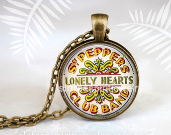 Sargent Peppers Necklace, Lonely Hearts Club Band, Glass Photo Pendant, Beatles Jewelry, Sargent Peppers, Gift for Beatles Fan
