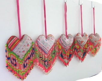 Heart Beaded Bag Charm,10pcs Embroidered Hmong Heart Decor, BOHO Beach Bag Charm Hmong Textile Beaded Decor Handmade Curtain Tie Backs
