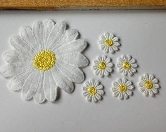 Flower patches Small patches Large patch Flower appliques Embroidered patches Small daisies Embroidered daisies Daisy patch Cream