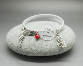 bracelet daim argenté cabochon "Super ATSEM" prénom enfant crayon - cadeau scolaire personnalisable - teacher gift
